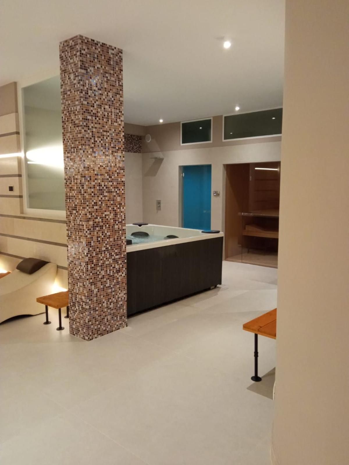 "Corte Mopps" Citta Della Ceramica Grottaglie - Spa Elysium מראה חיצוני תמונה